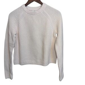 NWT Banana Republic 100% Organic Cotton Knit Cream Sweater Woman’s Size XSmall